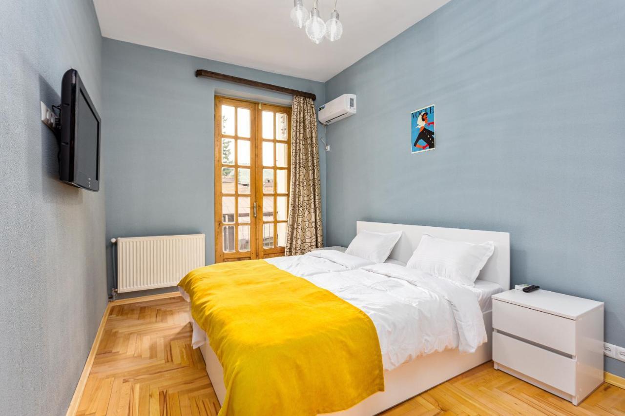 Sunny Hotel Tbilisi Ngoại thất bức ảnh