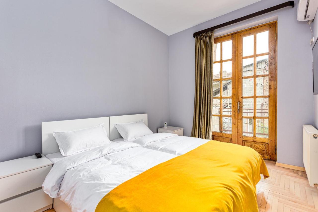 Sunny Hotel Tbilisi Ngoại thất bức ảnh
